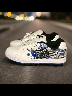 Men's DC Gaveler Casual Low Top Skate Shoes  - White/Blue/Grey - Size 10.5